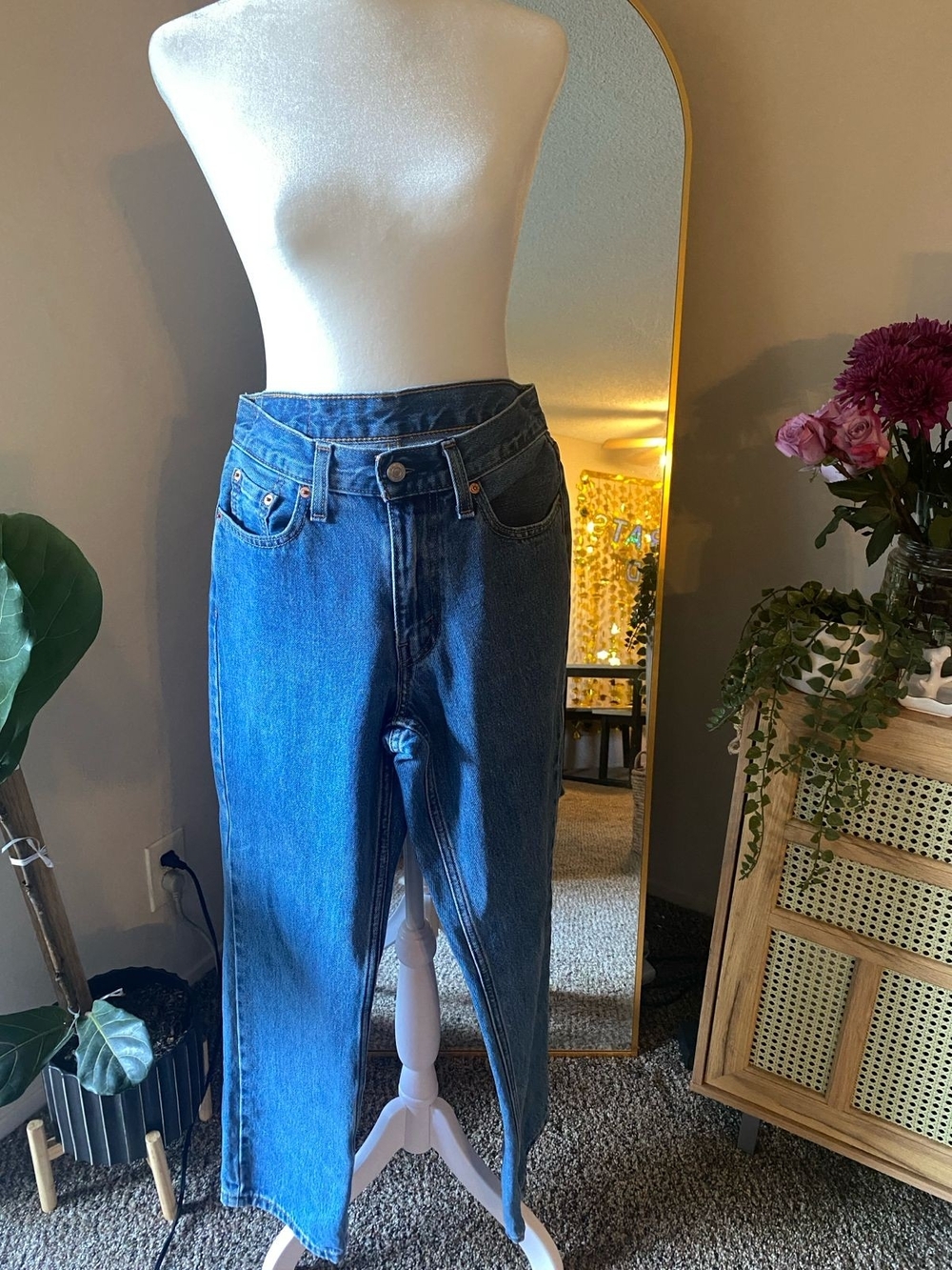 Levi's 550 Straight-Leg Mid-Blue Denim Jeans - Women